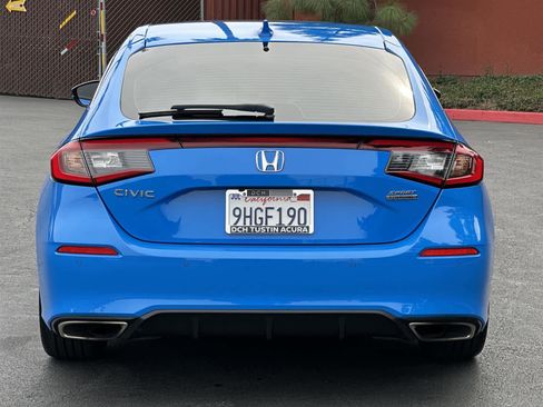 Used 2023 Honda Civic Sport Touring image 5