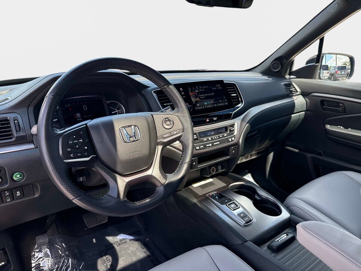 Used 2023 Honda Passport EX-L image 15