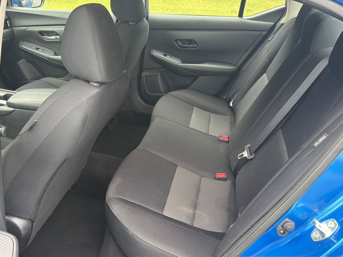 Used 2025 Nissan Sentra SV FWD image 11