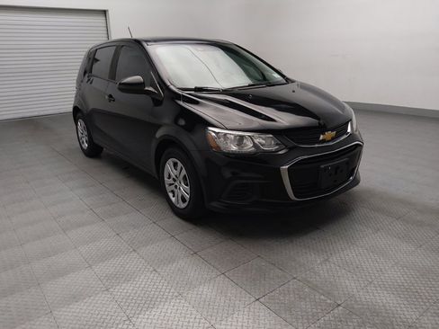 Used 2020 Chevrolet Sonic LT FWD image 13