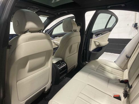 Used 2017 BMW 540i xDrive AWD/4WD image 11