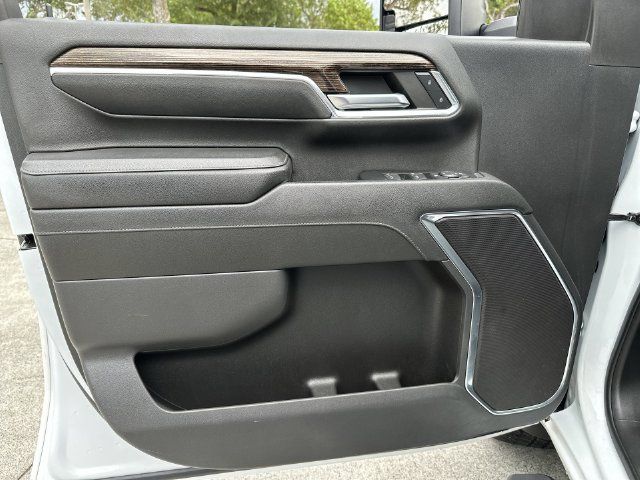 Used 2024 GMC Sierra 2500 SLE w/ SLE Value Package; AWD/4WD image 13
