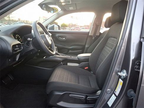 Used 2023 Honda HR-V LX image 13