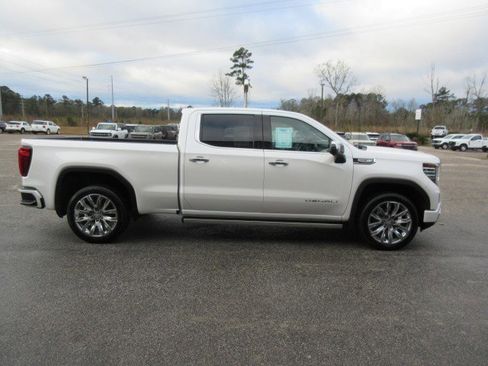 Used 2024 GMC Sierra 1500 Denali w/ Denali Reserve Package image 6
