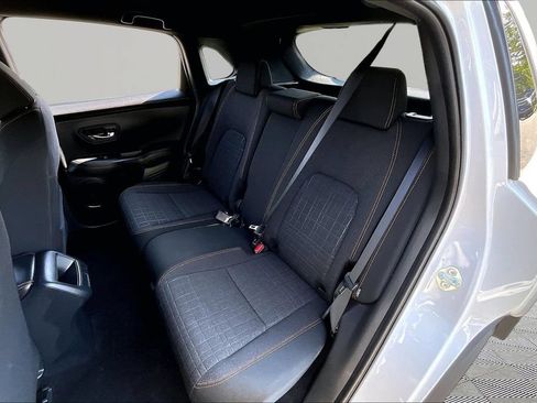 Used 2023 Honda HR-V Sport image 18