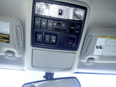 Used 2012 Toyota 4Runner Limited image 21