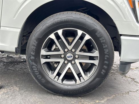 Used 2023 Ford F150 XL w/ STX Appearance Package RWD image 6