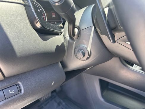 Certified 2023 Nissan Pathfinder Platinum w/ Black Appearance Package FWD image 23