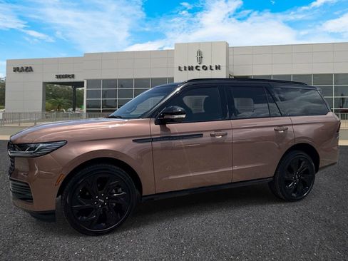 New 2026 Lincoln Navigator Black Label AWD/4WD image 7