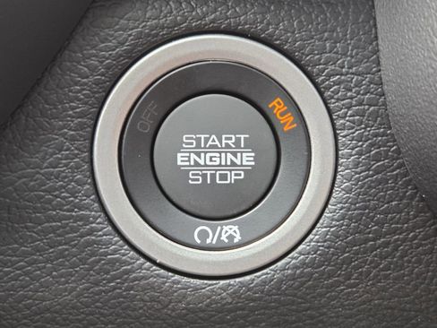 New 2026 RAM 3500 Big Horn AWD/4WD image 30