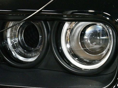 Used 2022 Dodge Challenger R/T Scat Pack RWD image 57