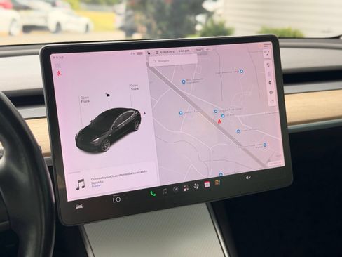 Used 2019 Tesla Model 3 Long Range AWD/4WD image 34