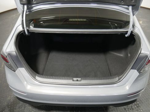 Used 2023 Honda Accord Sport image 6