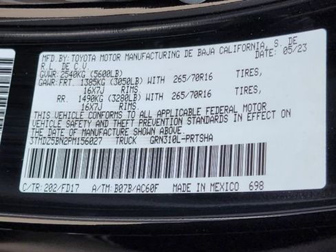 Used 2023 Toyota Tacoma TRD Off-Road image 32