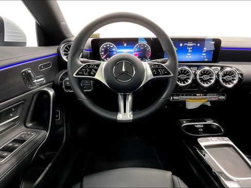 Used 2026 Mercedes-Benz CLA 250 4MATIC image 5