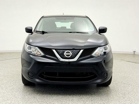 Used 2018 Nissan Rogue Sport S w/ S Appearance Package AWD/4WD image 2