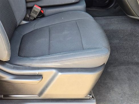 Used 2020 Chevrolet Silverado 1500 Custom w/ Custom Value Package image 25