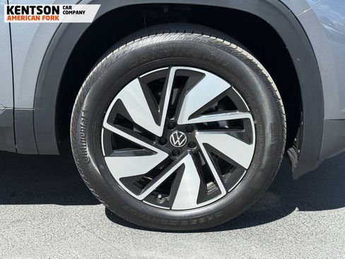 Used 2025 Volkswagen Atlas SE AWD/4WD image 15