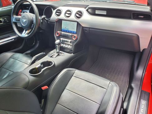 Used 2015 Ford Mustang GT Premium RWD image 38