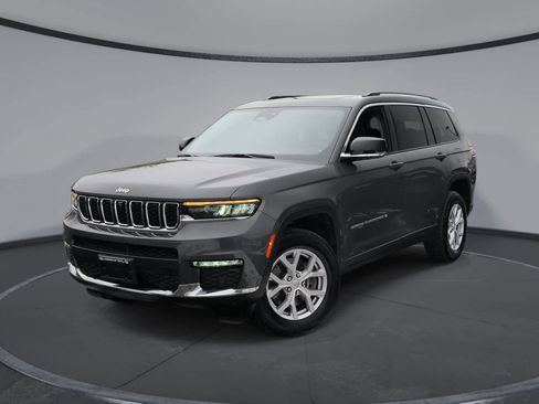 Used 2022 Jeep Grand Cherokee L Limited w/ Luxury Tech Group II image 1