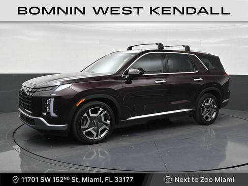 Used 2024 Hyundai Palisade SEL w/ Premium Package FWD image 1