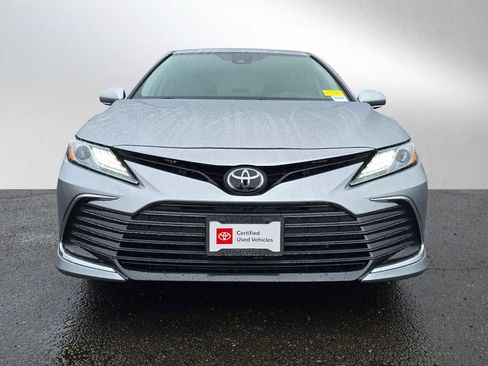 Used 2024 Toyota Camry XLE image 8