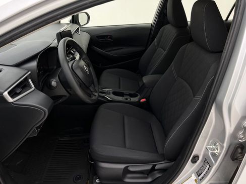 Used 2023 Toyota Corolla LE image 11