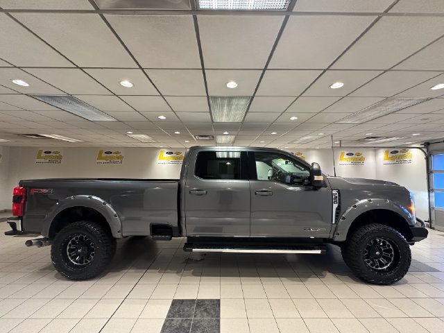 Certified 2023 Ford F350 Lariat AWD/4WD image 3