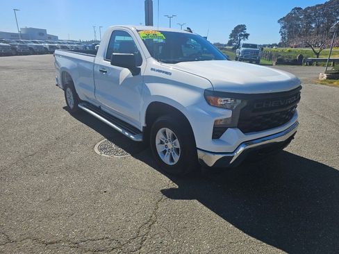 Used 2025 Chevrolet Silverado 1500 W/T image 12