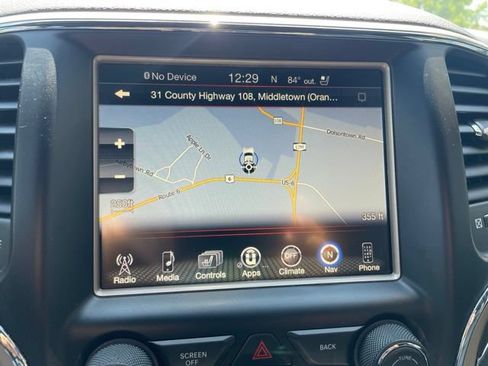 Used 2017 Jeep Grand Cherokee Limited w/ Luxury Group II AWD/4WD image 32