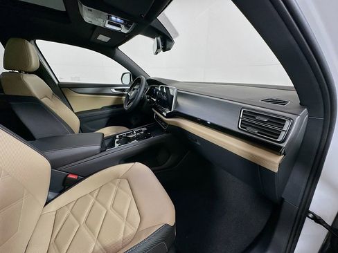 New 2026 Volkswagen Atlas Cross Sport SE AWD/4WD image 27