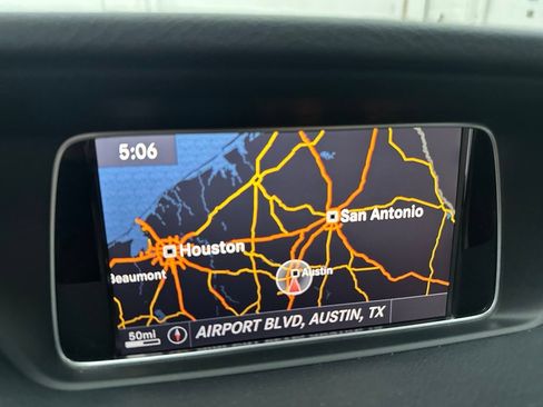 Used 2014 Mercedes-Benz E 350 4MATIC Sedan image 18