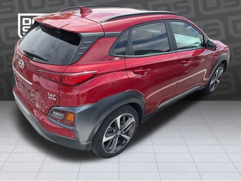 Used 2021 Hyundai Kona Limited image 4