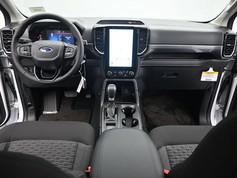 New 2026 Ford Ranger XLT w/ Black Appearance Package AWD/4WD image 18
