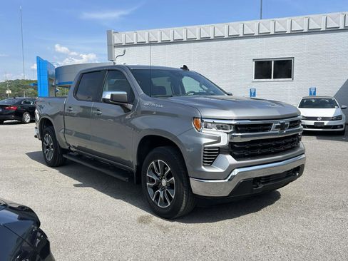 Used 2023 Chevrolet Silverado 1500 LT AWD/4WD image 1