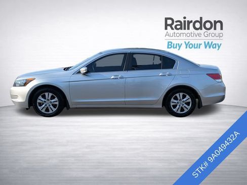 Used 2009 Honda Accord LX-P image 4
