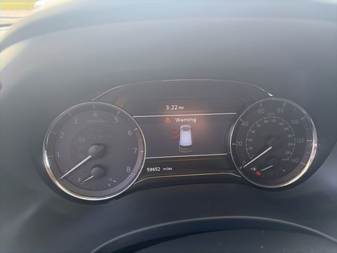 Used 2024 INFINITI QX80 Luxe image 17