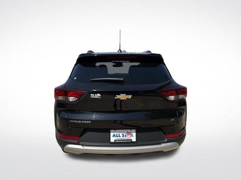 Used 2025 Chevrolet TrailBlazer LT FWD image 8