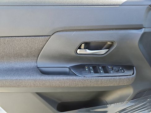 New 2026 Nissan Kicks SV w/ SV Premium Package image 10