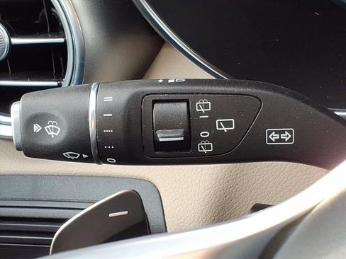 Certified 2022 Mercedes-Benz GLC 300 4MATIC image 22