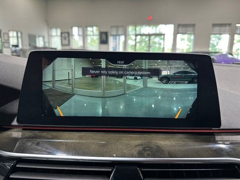Used 2018 BMW 540i xDrive w/ M Sport Package AWD/4WD image 65
