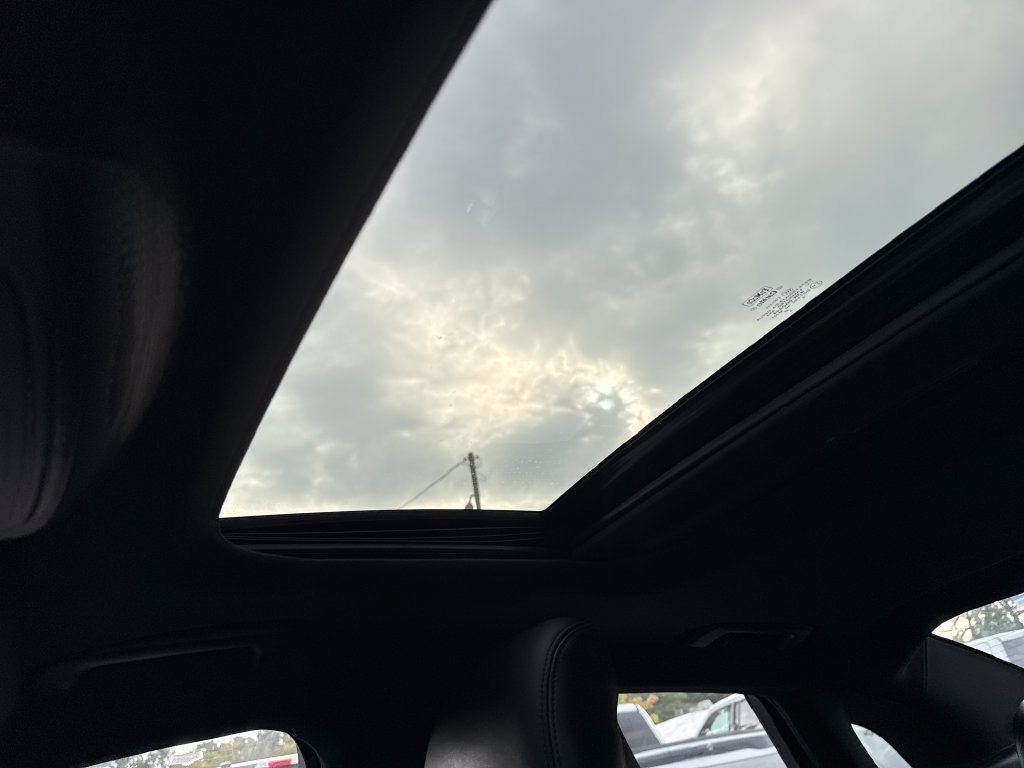 Used 2017 Lincoln MKZ Reserve FWD image 37