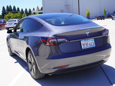 Used 2023 Tesla Model 3 Standard Range RWD image 11