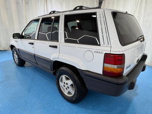 Used 1995 Jeep Grand Cherokee Laredo AWD/4WD image 23