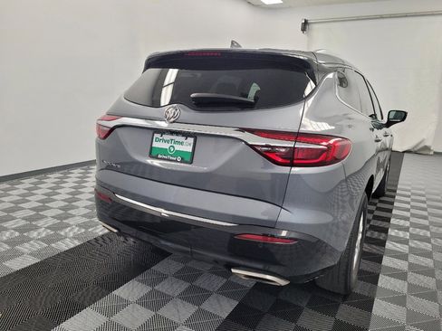 Used 2021 Buick Enclave Essence image 7