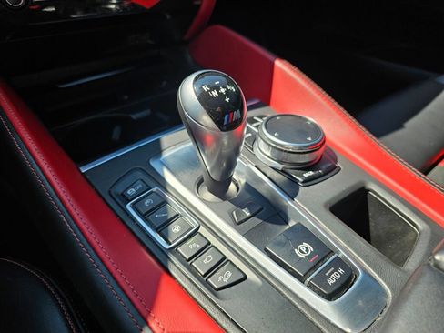 Used 2018 BMW X6 M AWD/4WD image 32