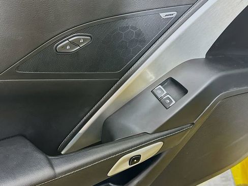 Used 2016 Chevrolet Corvette Stingray Coupe RWD image 15