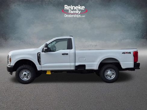 New 2026 Ford F250 XL w/ XL Off-Road Package AWD/4WD image 9