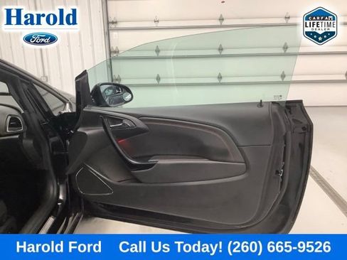 Used 2018 Buick Cascada Sport Touring w/ Dark Effects Package FWD image 9