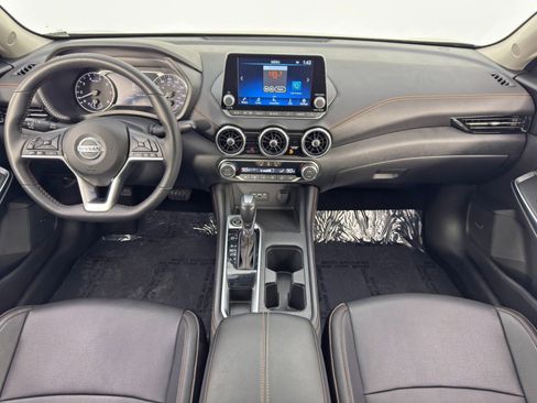 Used 2023 Nissan Sentra SR w/ SR Premium Package image 12